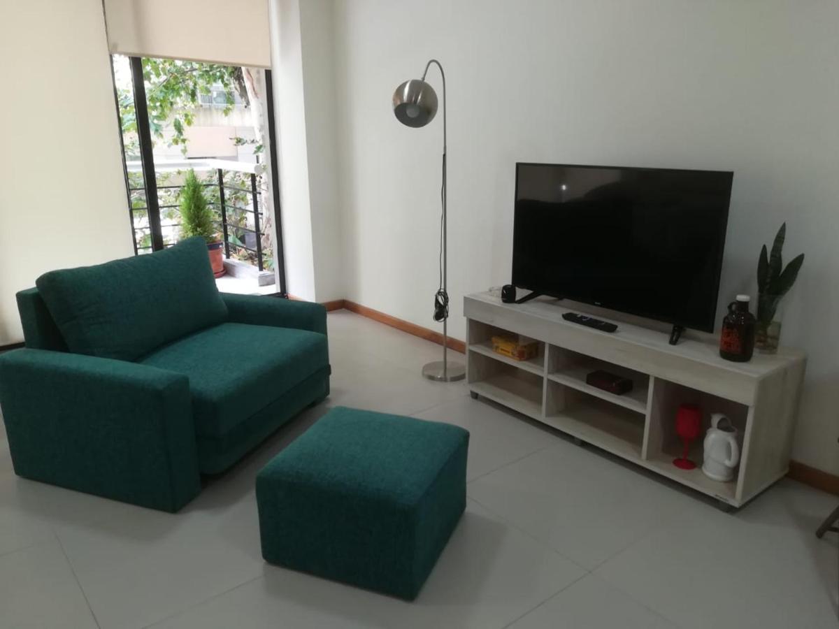 Апартаменты Departamento En Recoleta Excelente Буэнос-Айрес Экстерьер фото